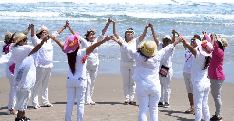 Realizan rituales por la llegada de la primavera en Playa Miramar [Fotos] -  El Sol de Tampico | Noticias Locales, Policiacas, sobre México, Tamaulipas  y el Mundo