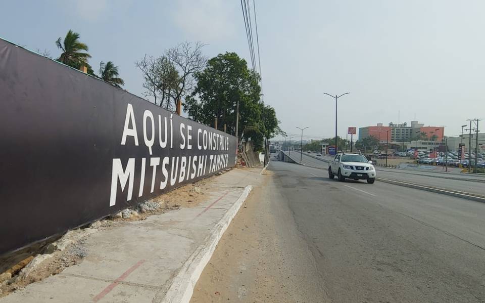  Se construye nueva agencia de autos en Tampico