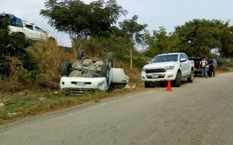  Volcadura deja cuatro lesionados en Altamira