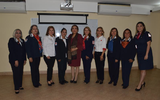 Voluntarias de Cruz Roja de Tampico con la expositora Eva Meléndez